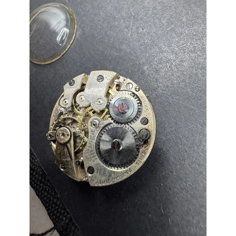 Vintage L. Henry Swiss 7 Jewel 2 Adj Watch Movement & Crystal Parts Repair 23.6m